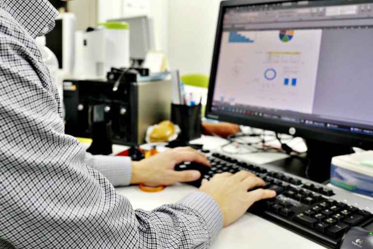 コーポレートサイトでホワイトペーパーはこう運用する